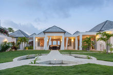 Загрузить изображение в средство просмотра галереи, Гражданство Антигуа и Барбуда за долю Nonsuch Bay - AAAA ADVISER LLC