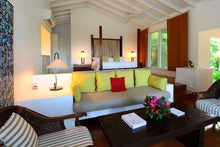 Загрузить изображение в средство просмотра галереи, Гражданство Сент Китс и Невис за долю The Mill Privee - AAAA ADVISER LLC