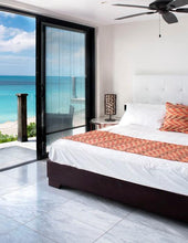 Загрузить изображение в средство просмотра галереи, Гражданство Антигуа и Барбуда за долю Tamarind Hills - AAAA ADVISER LLC
